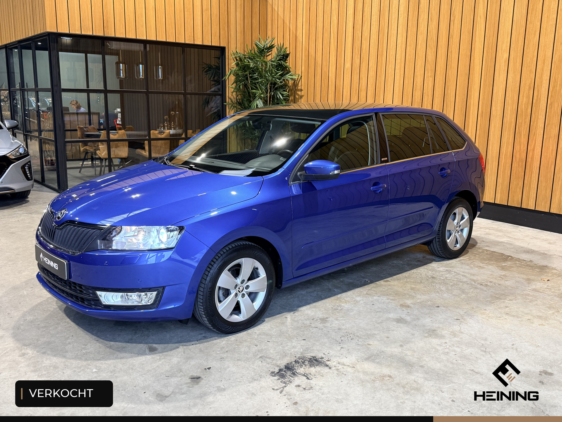 56359292-29.jpg